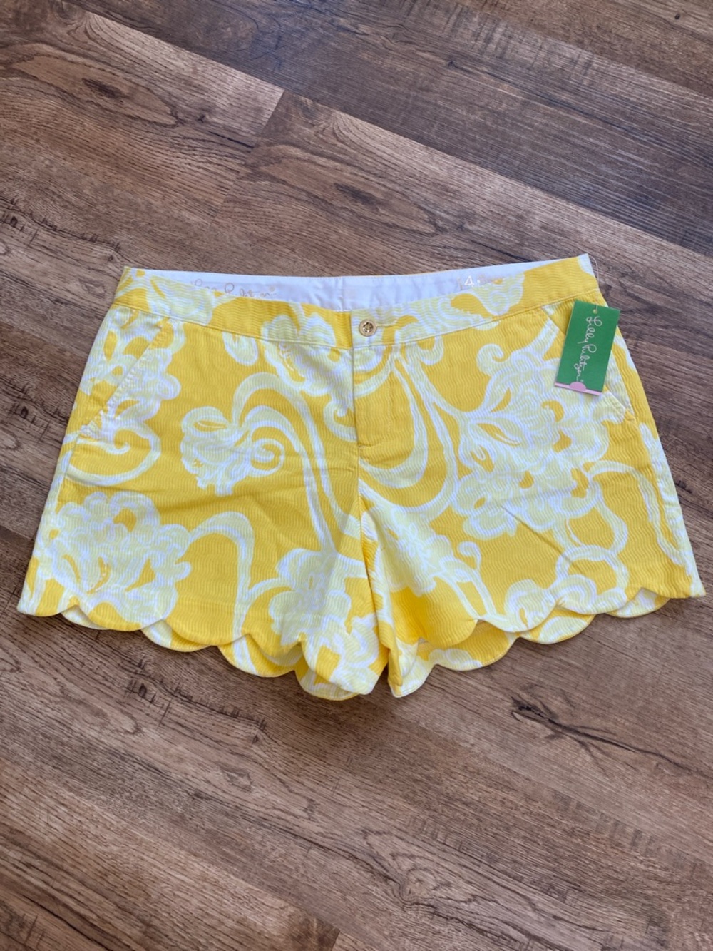 Lilly Pulitzer Buttercup Shorts Womens 14